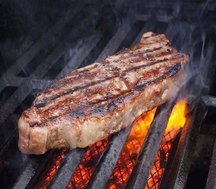 筋トレ後のステーキは推奨しない。理由〜食べる際の注意点を栄養素を元に解説